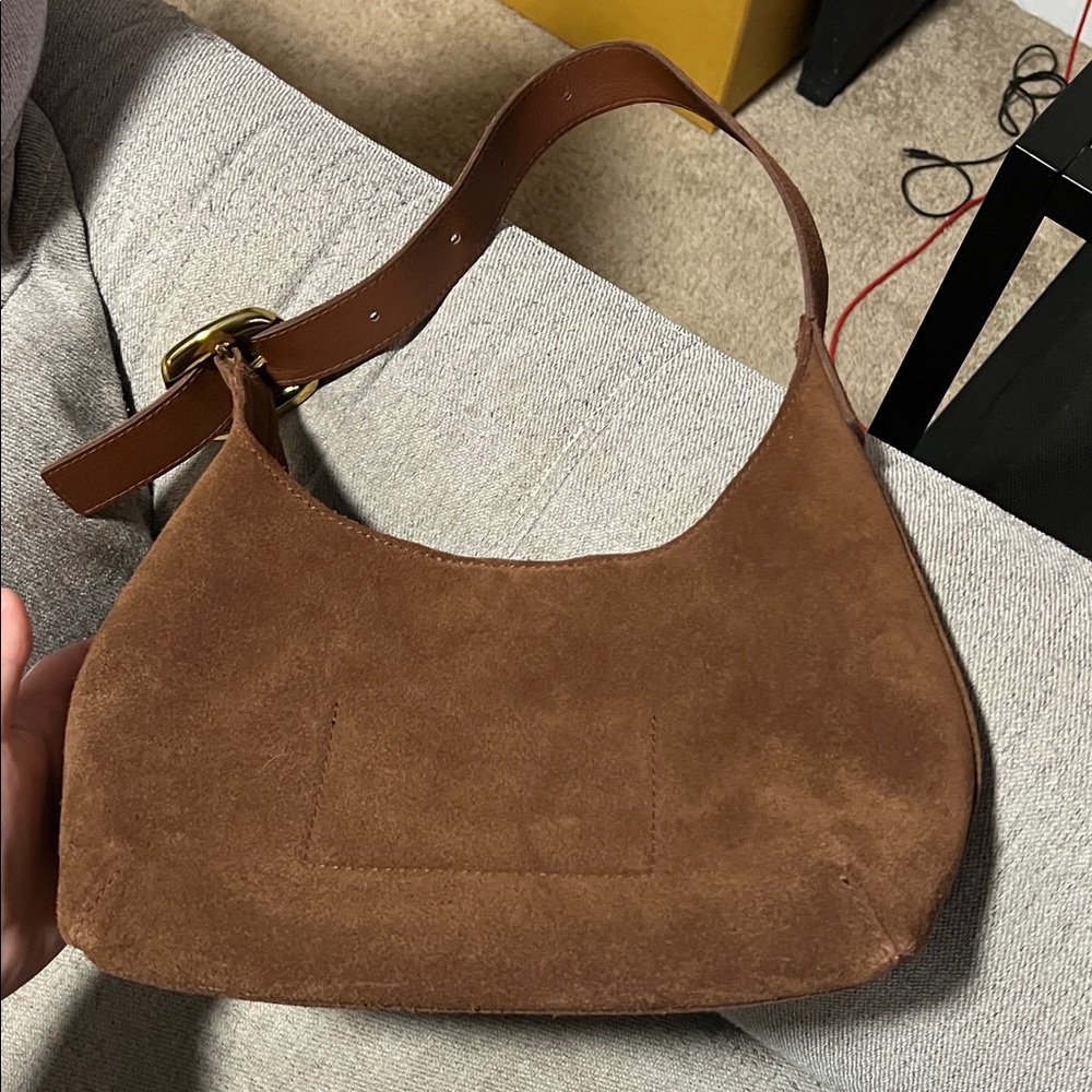 Madewell The Sculptural-Buckle Shoulder Bag